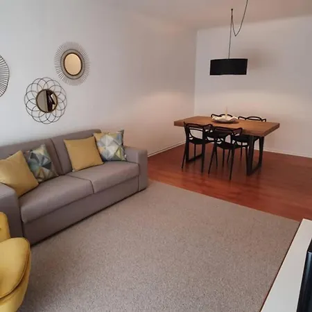 Apartamento *